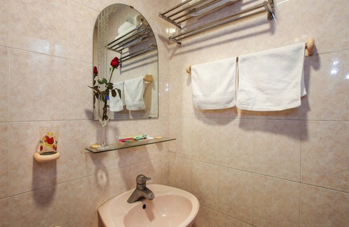 Long Bien Hotel | Phuong Trang Hotel Hanoi