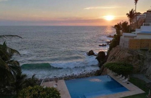 Las Playas Condo | Piece of Paradise with Amazing Sunset View