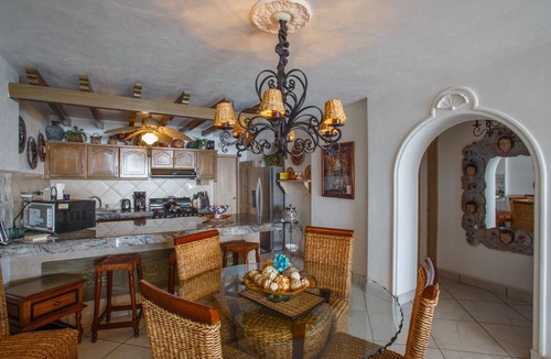 Amapas Condo | Playa Bonita Casa de los Abuelos located on Los Muertos Beach 2BD Condo for rent