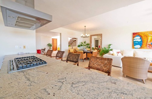 Emiliano Zapata Villa | Please Inquire Before Booking – Luxury Villa