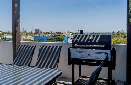 La Paz Condo | Pool, BBQ & a Short Walk to the Malecon