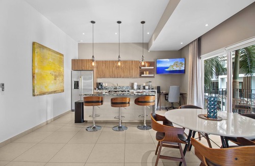 Emiliano Zapata Condo | Pool, Gym & Workspace, 1BR in Zona Romantica