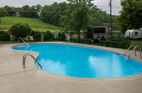 Townsend Apartment | Pool + Riverfront! Couples Retreat in Smoky Mtns