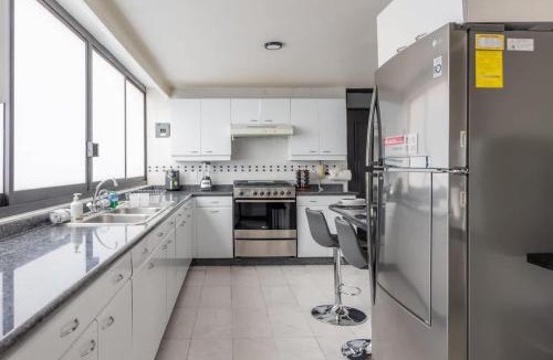 Los Morales House | Posh Polanco Stay TVs and Desks in Each Room