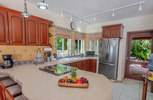 Soliman Bay Villa | Premier snorkeling from this beautiful beachfront villa, pool, AC and WiFi!