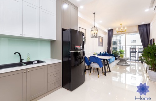 Phu Nhuan Apartment | Premium Luxury 2Brs Apt, Free Gym and Pool
