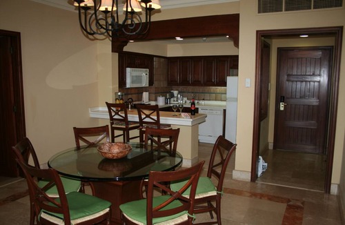 Paraiso Escondido Condo | *PRICE REDUCTION! Presidential Suite Booked for Christmas December 19 to 26-21!