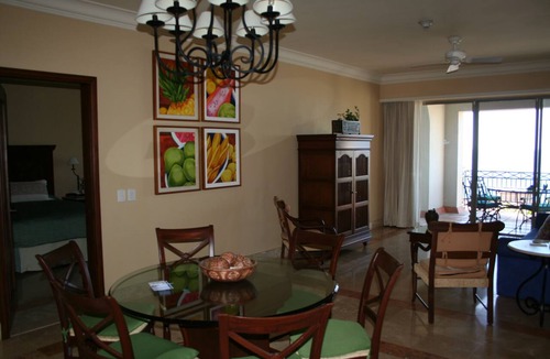 Paraiso Escondido Condo | *PRICE REDUCTION! Presidential Suite Booked for Christmas December 19 to 26-21!