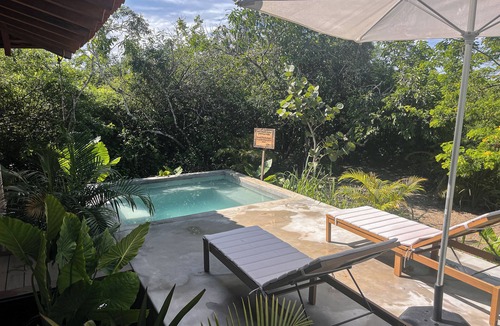 La Union de Isidoro Montes de Oca Villa | Private 4-Bedroom, 2-Pool Retreat — Nature, Silence & 5 min to Surf Point