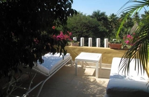 Zihuatanejo Apartment | Private beach Exclusive Beach Zihuatanejo, direct access La Ropa RVILLAS SOL