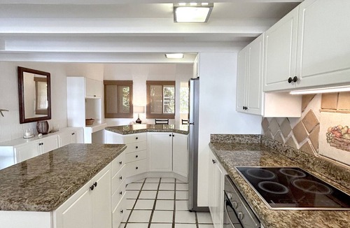 Playacar Fase I Condo | PRIVATE BEST TOP FLOOR UNIT IN XAMANHA! BEAUTIFUL OCEAN VIEW AND NEWLY REMODELED