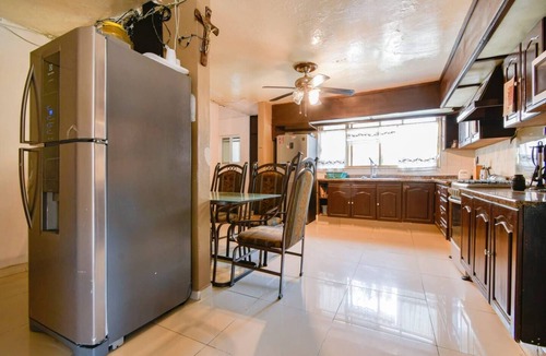 Santa Teresita House | Private Double Room in Guesthouse Guadalajara 2