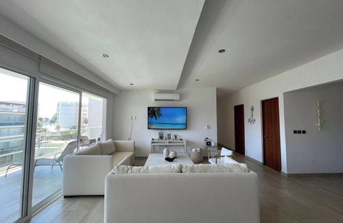 Puente del Mar Apartment | Punta Arena - Exclusive Two-Level Penthouse - Pool, Private Jacuzzi & Beach Club