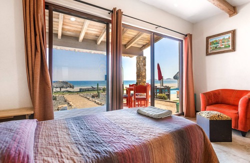 Salina Cruz Hotel | Punta Conejo Resort