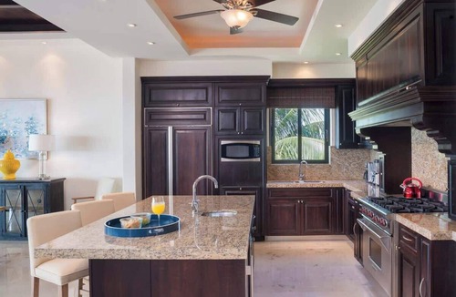 Punta de Mita Condo | Punta Mita Luxury Oceanview Penthouse for Families – Staff & Golf Cart Included