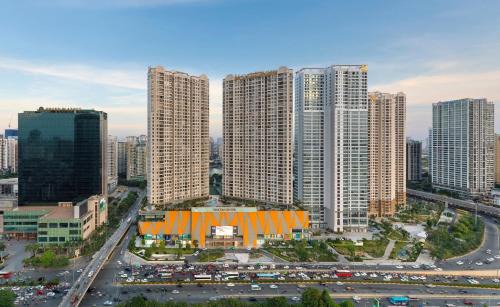 Trung Hoa Nhan Chinh Apartment | QMP - Vinhomes D'Capitale Tran Duy Hung
