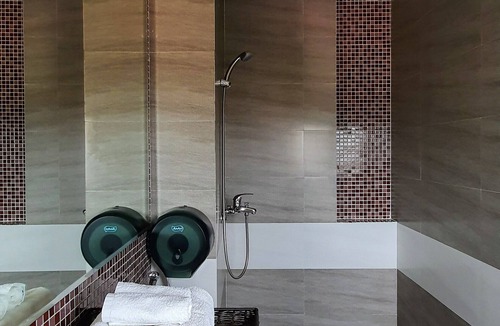 Ninh Binh Hotel | Queen Hotel Ninh Binh