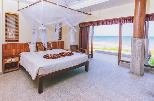 Thach Ha Hotel | Quynh Vien Resort