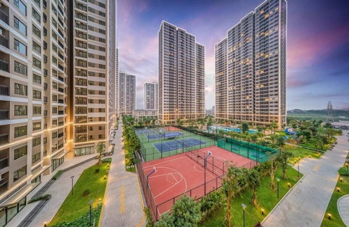 Tu Liem Apartment | Radiant Living at Vinhomes Smart City