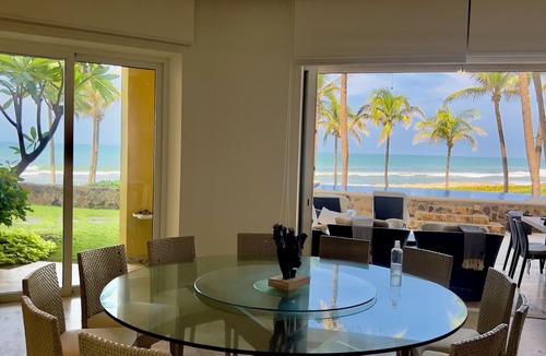Acapulco Apartment | Real Beachfront paradise apartment