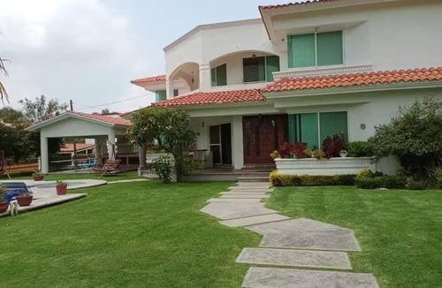 Lomas de Cocoyoc House | Refugio Tranquilo: large, pool already heated