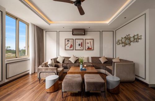 Bao Ninh Hotel | Regal House Hoang Van