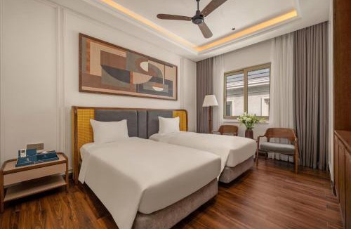 Bao Ninh Hotel | Regal House Hoang Van
