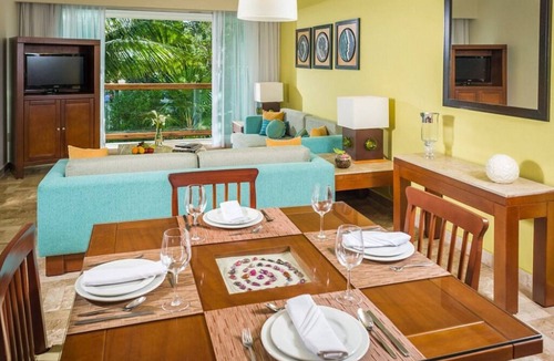 Xcaret Apartment | Relax in Paradise – Vidanta Mayan Palace Suite with Resort Perks