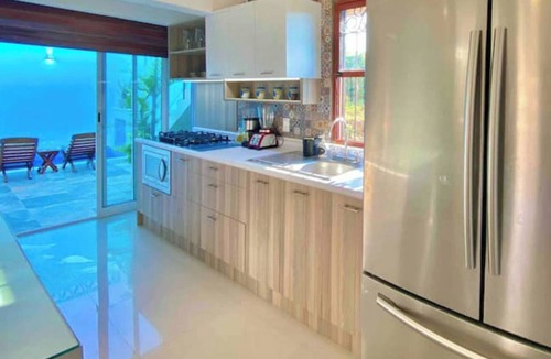 Santa Maria Tonameca House | Relaxing House near the beach and river with pool