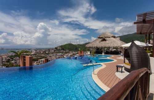 Romantic Zone Condo | Residences by Pinnacle Unit 501 3BD Condo for rent in Old Town, Puerto vallarta