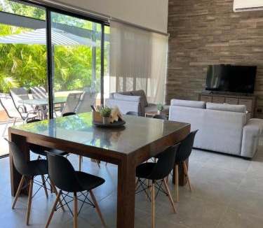 Merida House | Residencia completa de lujo