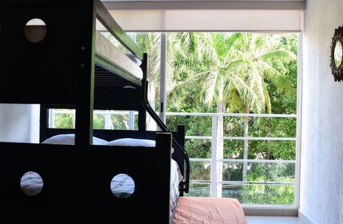 Club Deportivo Apartment | Rest With Style And Comfort, Next To Everything, Your House At Acapulco!