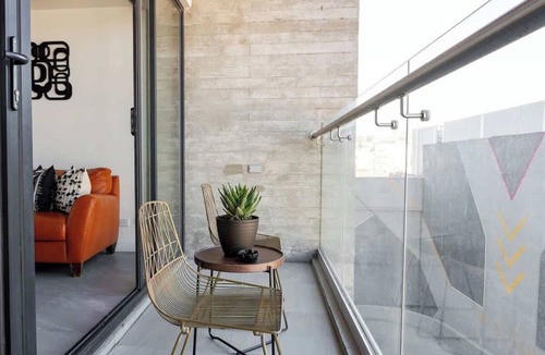 Avenida Revolucion Apartment | Revolucion Border - Stylish Downtown Suite