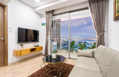 District 7 Apartment | River Panorama 2Bedroom Kingbed infinity Pool
