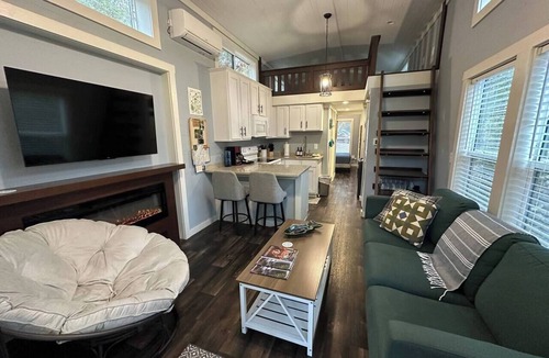 Mentone House | Riverfront | Trails | Pets OK | Near Downtown