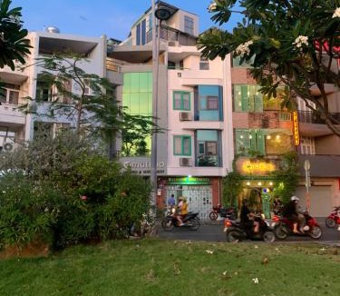 Phu Nhuan Apartment | Riverhome Saigon Apartments