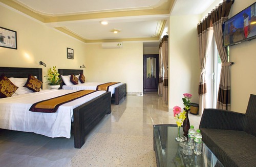 Thanh Ha Hotel | Riverside Pottery Village