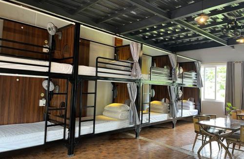 Ha Giang Hostel | Rocks Ha Giang Hostel & Tour