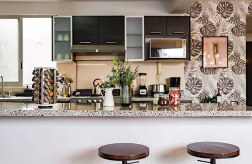 Roma Norte Apartment | Roma Norte Condo with City Views & Workspace