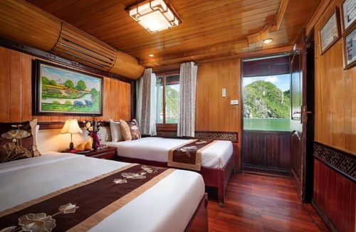 Ha Long House | Room in Boat - Halong Bay Cruise For Backpackers