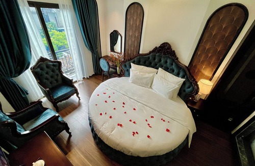 Thanh Tri Hotel | Royal Hanoi Hotel