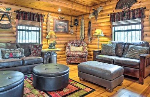 Eagle Rock House | Rustic Cabin in Roaring River State Park!