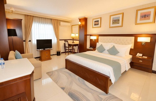 District 10 Hotel | S79 Sunflower Hotel & Spa