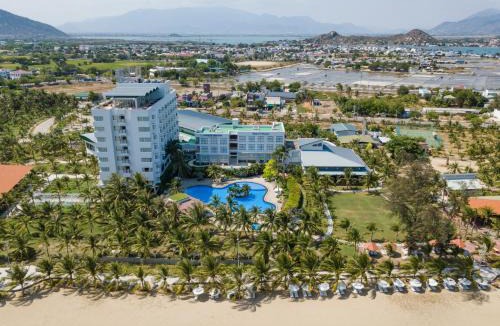 Phan Rang - Thap Cham Resort | Saigon - Ninh Chu Hotel & Resort