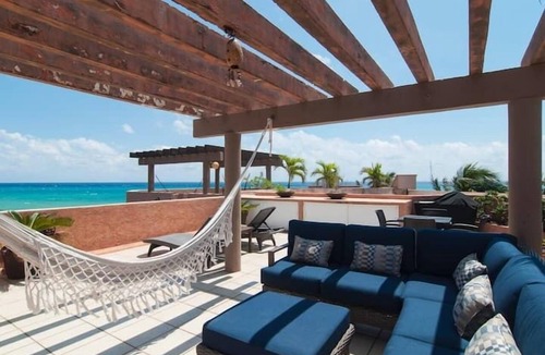 Centro Condo | Sale! Fab Penthouse w/Stunning Ocean Views + Beach Service | Steps to 5th Ave | Maid