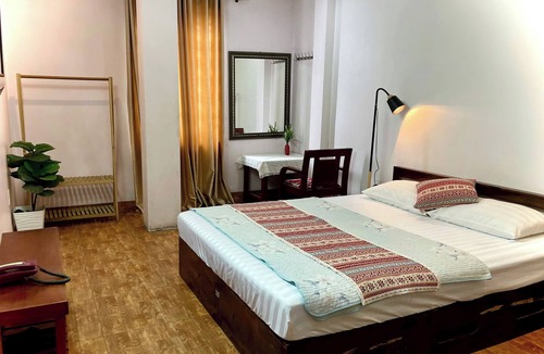 Long Bien Hotel | Sao Mai Hotel by Bay Luxury