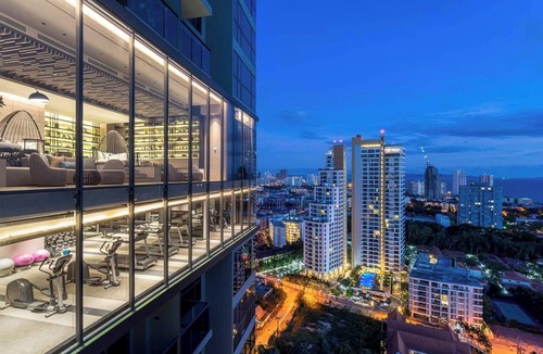 Pratumnak Hill Apartment | Sea View High Floor - Breathtaking Views