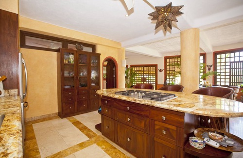Litibu House | Secluded Beachfront Sanctuary w/Epic Sunsets & Palapa Lounge