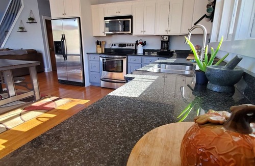 Spruce Pine House | Secluded Mountain Home for 10 w/Hot Tub & Theater