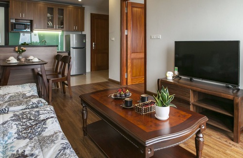 Yen Phu Apartment | Service Apartment/w balcony near West Lake/w quiet location